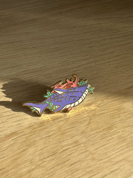 Whale pin